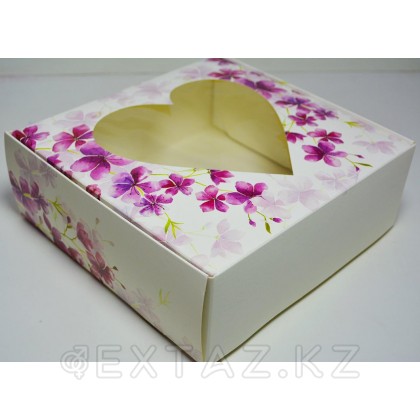 Коробка с окошком в виде сердца (20*20*7) от sex shop Extaz фото 2