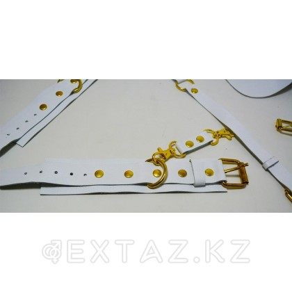 Набор из кожаных изделий белый (маска, браслет, чокер) от sex shop Extaz фото 4