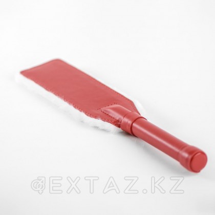 Шлепалка из натуральной кожи BDSM Арсенал, красная от sex shop Extaz фото 2