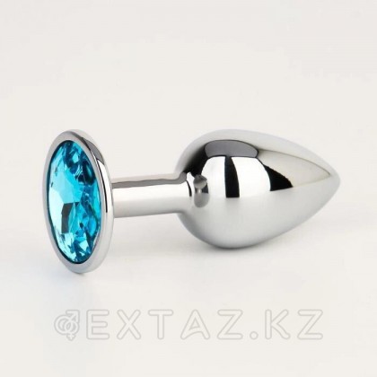 Анальная пробка серебряная, с голубым кристаллом (28 мм.) от sex shop Extaz