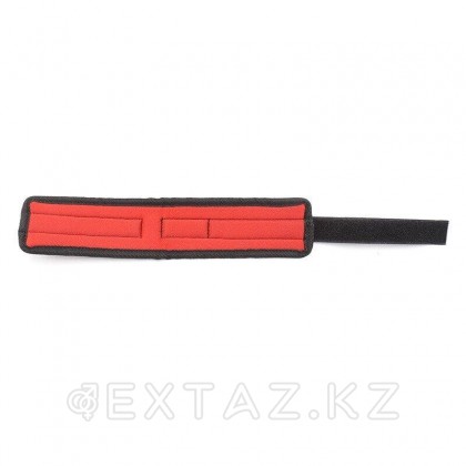 Фетиш набор красный из 4 предметов ( наручники, маска, оковы для ног, пояс для бондажа) от sex shop Extaz фото 5