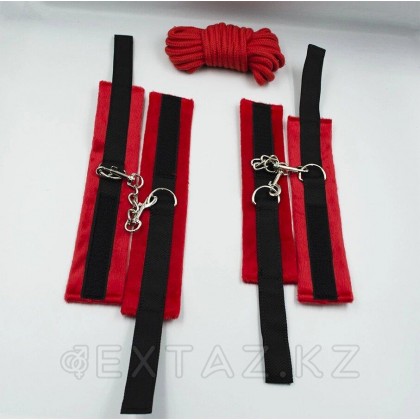 Фетиш набор Red passion красный (наручники, оковы для ног, зажимы, тиклер, маска, ошейник, флоггер, канат, от sex shop Extaz фото 4