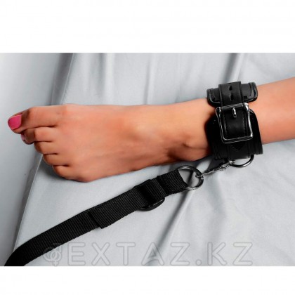 Комплект бондажных ремней с наручниками для кровати Strict Deluxe Bed Restraint Kit от sex shop Extaz фото 3