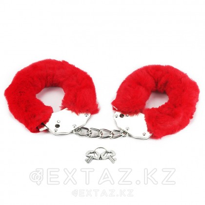 Наручники с мехом - FETISH PLEASURE красные от sex shop Extaz