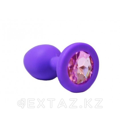 Анальная пробка из фиолетового силикона со светло-розовым кристаллом (размер S) от sex shop Extaz