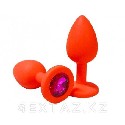 Анальная пробка из красного силикона с темно-розовым кристаллом (размер S) от sex shop Extaz фото 2