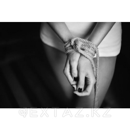 Хлопковая веревка для шибари, на катушке, белая, 10 м - extaz.kz фото 5 Хлопковая веревка для шибари, на катушке, белая, 10 м от sex shop Extaz фото 5