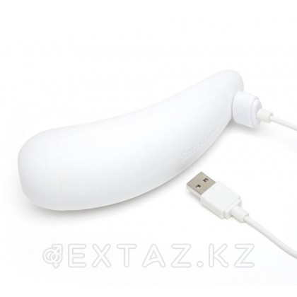 Вакуумный клиторальный стимулятор Satisfyer Curvy 2+ (белый) от sex shop Extaz фото 6