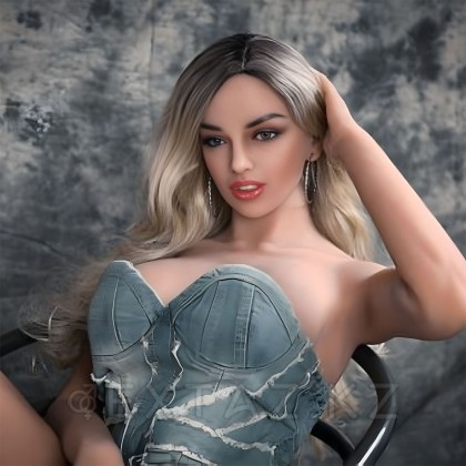 Реалистичная секс-кукла Фани (168 см, 37 кг) от sex shop Extaz