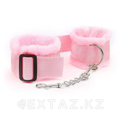 НАРУЧНИКИ с мехом, цвет розовый от sex shop Extaz фото 2