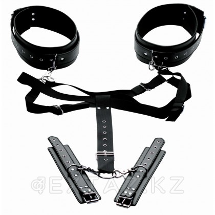 БДСМ система для бондажа Master Series Acquire Easy Access Thigh Harness With Wrist Cuffs от sex shop Extaz