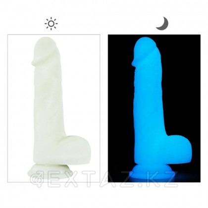 Фаллоимитатор Lumino Play светящийся в темноте (15*4,3 см) от sex shop Extaz фото 2