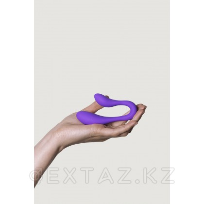 Двойной вибратор с пультом ДУ Couple Secrets II фиолетовый от Adrien Lastic от sex shop Extaz фото 5