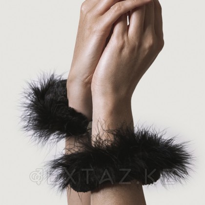 Металлические наручники с черными перьями Adrien Lastic от sex shop Extaz фото 2