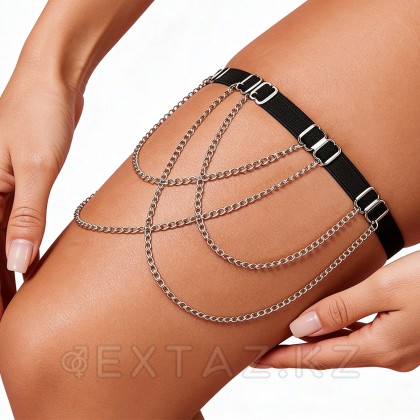 Подвязка с декоративными цепочками OS Black от sex shop Extaz фото 3