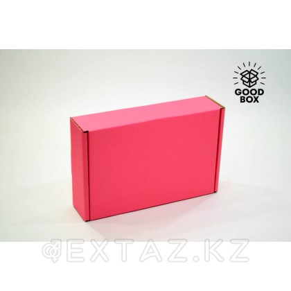 Коробка 315*215*81 розовая микрогофрокартон от sex shop Extaz