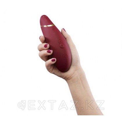 Бесконтактный клиторальный стимулятор Womanizer Premium 2 бордовый от sex shop Extaz фото 3