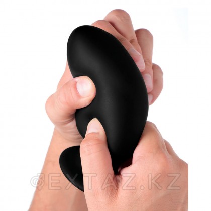 Большая мягкая анальная пробка Squeeze-It Silicone Anal Plug Large, L, черный, 13.2х7.6 см от sex shop Extaz фото 4