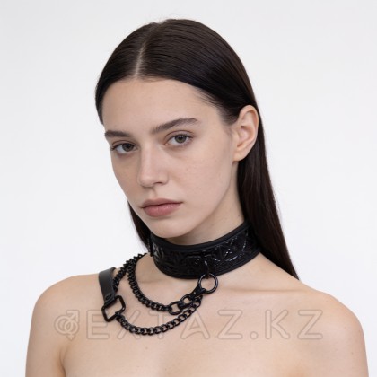 Ошейник с поводком Luxury fetish черный от sex shop Extaz фото 4