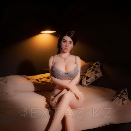 Реалистичная секс-кукла Пенелопа (170 см, 45 кг) от sex shop Extaz