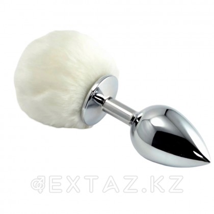 Серебряный анальный плаг с белым хвостиком от sex shop Extaz