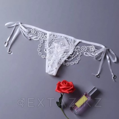 Сексуальные ажурные стринги, белые от sex shop Extaz фото 4