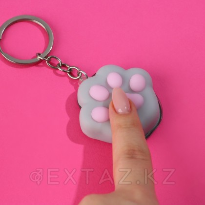 Брелок мялка для ключей «Лапка» (4,5 х 4 см.) от sex shop Extaz фото 5