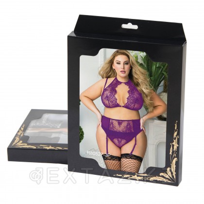 Комплект белья лиловый: бра, стринги и пояс с ремешками (размер XL-2XL) от sex shop Extaz фото 12