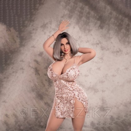 Реалистичная секс-кукла Миранда (162 см, 50 кг) от sex shop Extaz