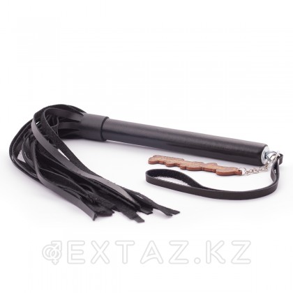 Флоггер из искусственной кожи с черной рукоятью - extaz.kz фото 2 Флоггер из искусственной кожи с черной рукоятью от sex shop Extaz фото 2