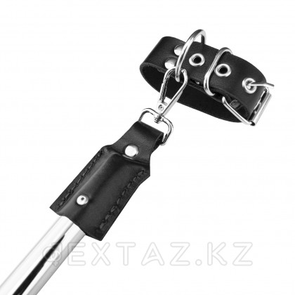 Металлическая распорка с ошейником и наручниками от sex shop Extaz фото 2