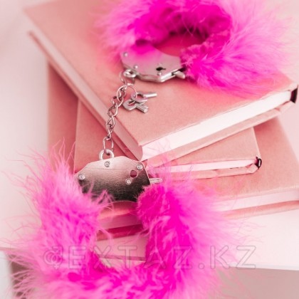 Наручники Adrien Lastic M металл с розовыми перьями от sex shop Extaz фото 5