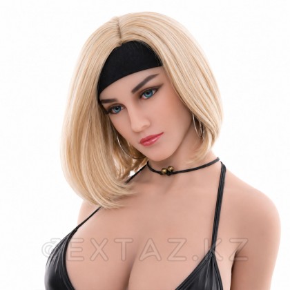 Реалистичная секс-кукла Саманта (155 см, 42 кг) от sex shop Extaz